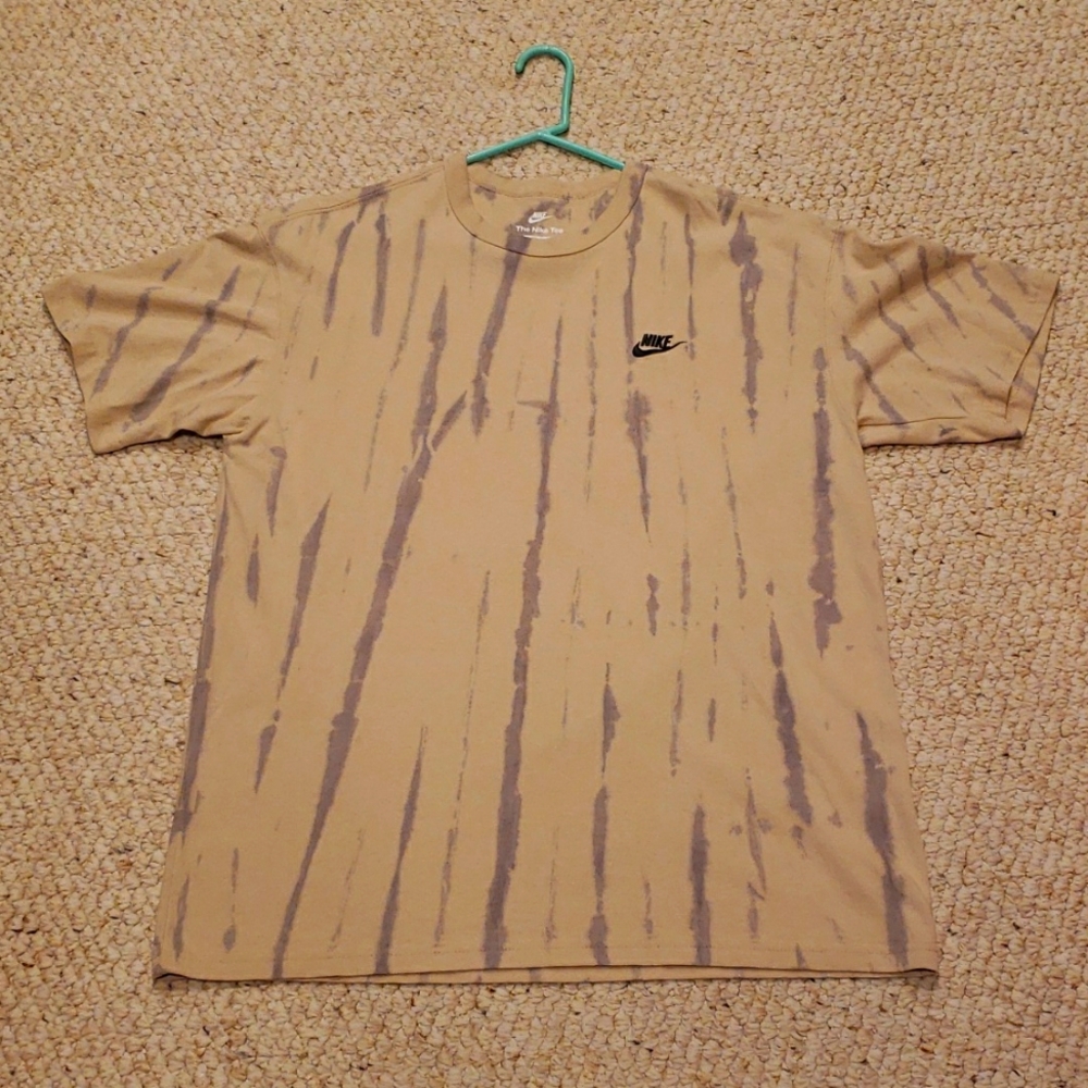Nike thick cotton loost fit tshirt